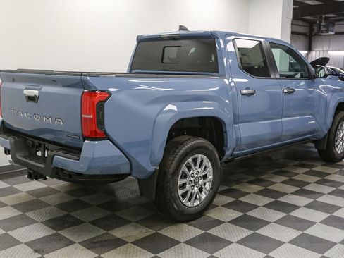 New 2026 Toyota Tacoma Limited AWD/4WD image 9