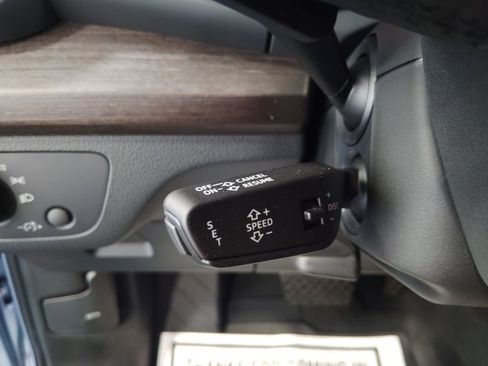 Used 2024 Audi Q5 2.0T Premium w/ Convenience Package image 18