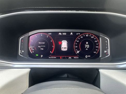 Used 2025 Volkswagen Taos SEL image 16