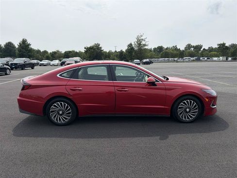 Used 2022 Hyundai Sonata Limited FWD image 8
