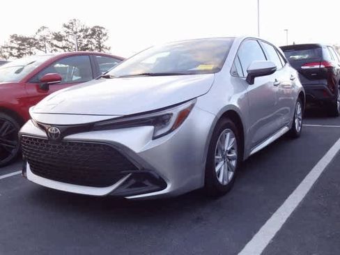 Used 2023 Toyota Corolla SE image 1