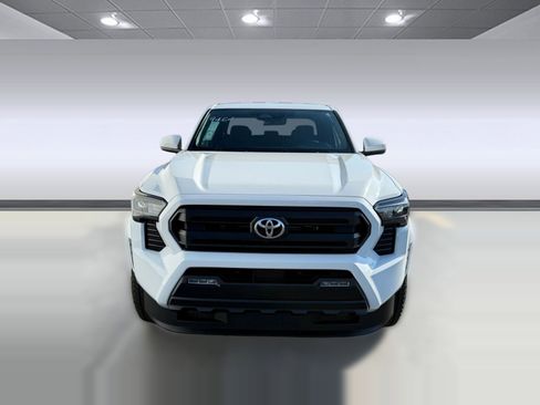 New 2026 Toyota Tacoma SR5 RWD image 7