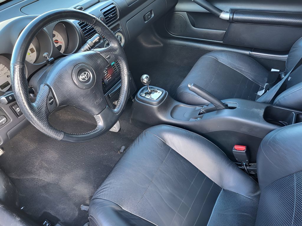 Used 2005 Toyota MR2 RWD image 12