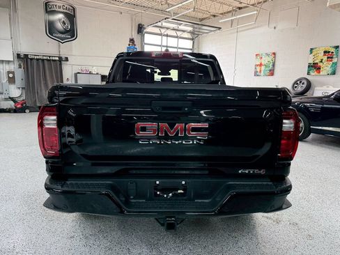 Used 2024 GMC Canyon AT4 w/ Technology Package AWD/4WD image 4