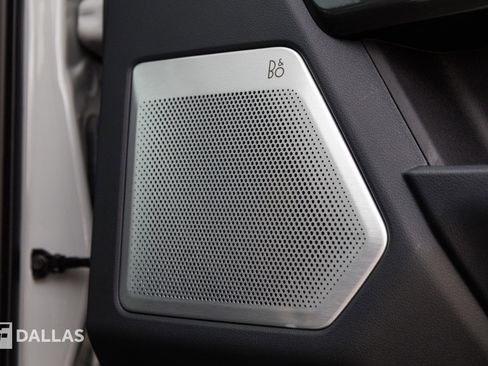 Used 2023 Ford F150 Lariat w/ Equipment Group 502A High image 38