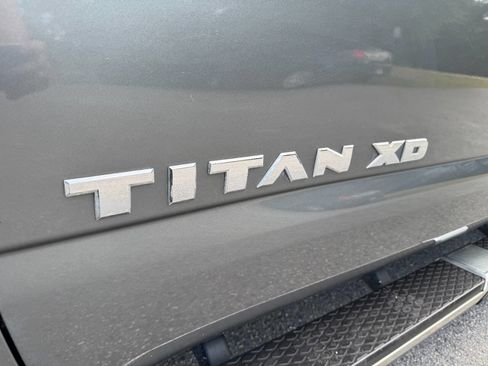Used 2017 Nissan Titan SV RWD image 31