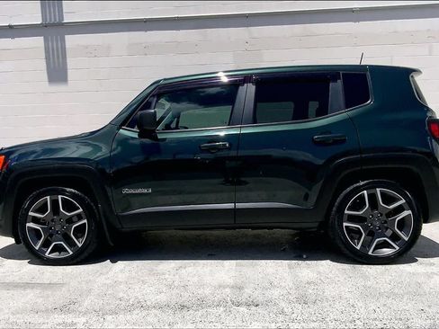 Used 2021 Jeep Renegade Sport FWD image 3