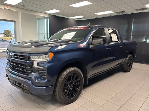 Used 2023 Chevrolet Silverado 1500 RST AWD/4WD image 6