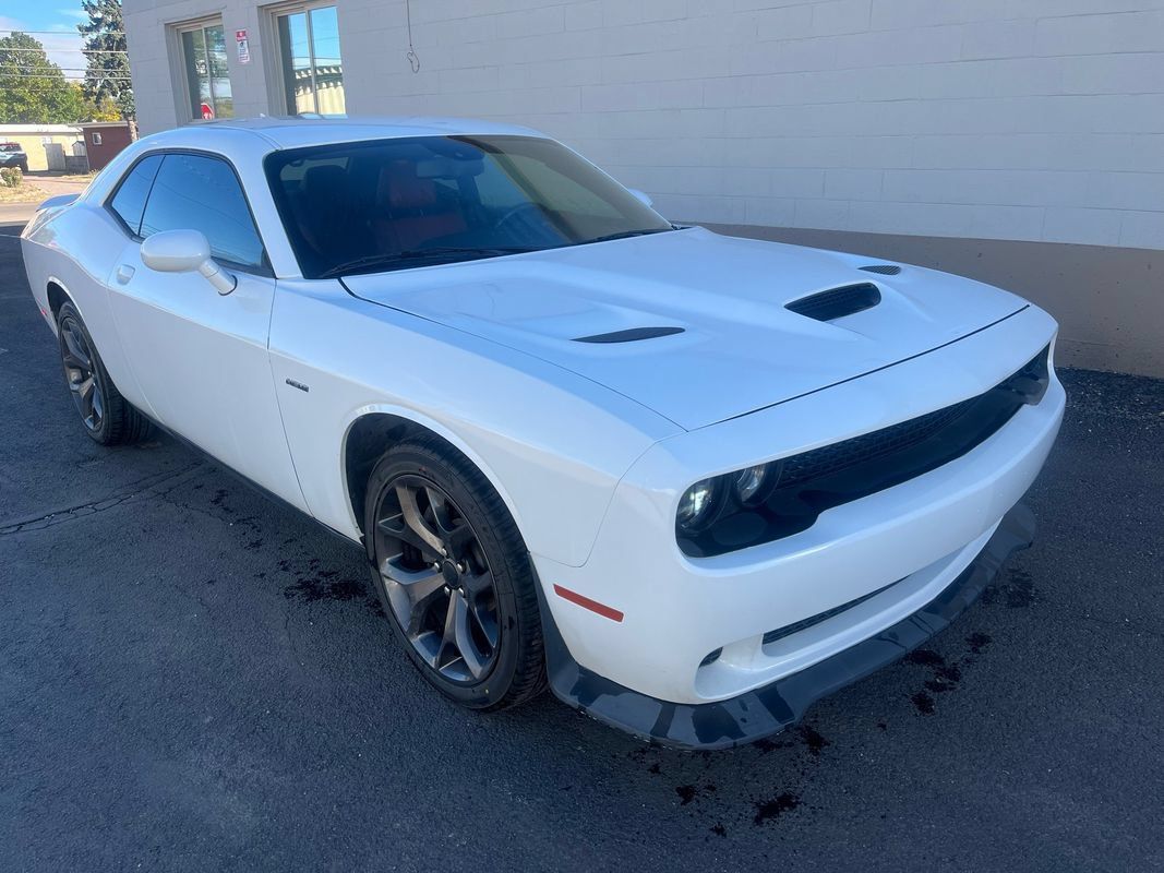 Used 2018 Dodge Challenger R/T Plus RWD image 1