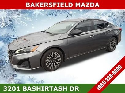 Used 2024 Nissan Altima 2.5 SV