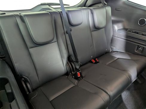 Used 2021 Subaru Ascent Limited w/ Technology Package image 33