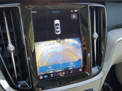 Certified 2023 Volvo S60 B5 Ultimate w/ Climate Package image 25