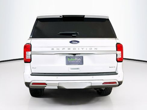 Used 2024 Ford Expedition Max XLT image 7