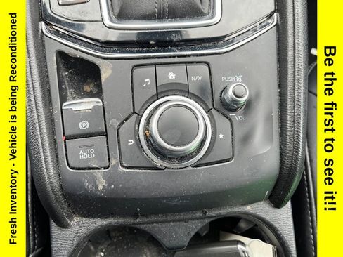 Used 2018 MAZDA CX-5 Touring image 33