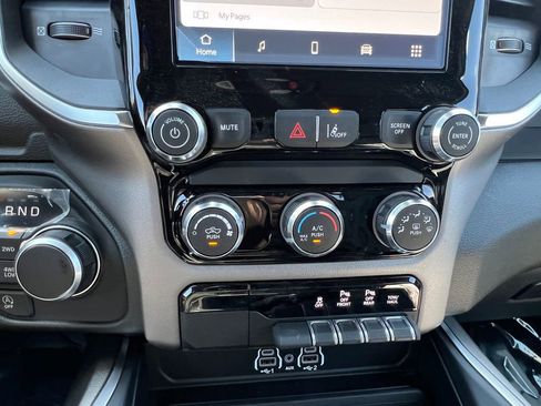 New 2026 RAM 1500 Express AWD/4WD image 25
