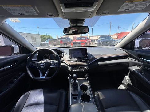 Used 2019 Nissan Altima 2.5 SL FWD image 13