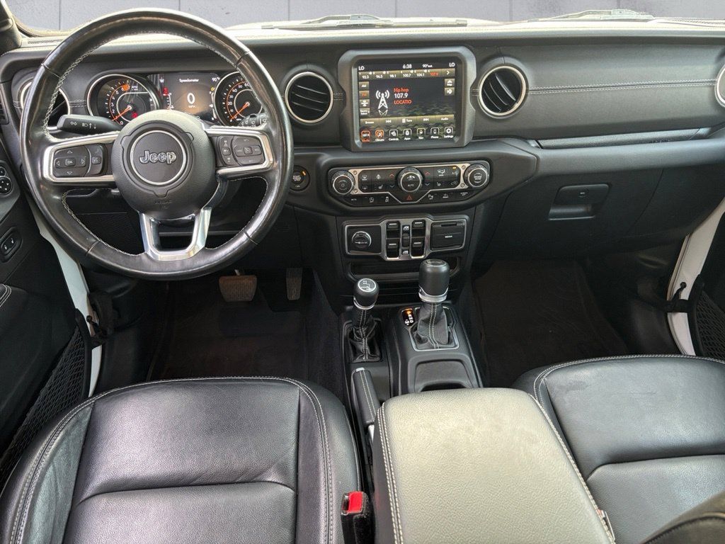 Used 2021 Jeep Wrangler Unlimited Sahara AWD/4WD image 16