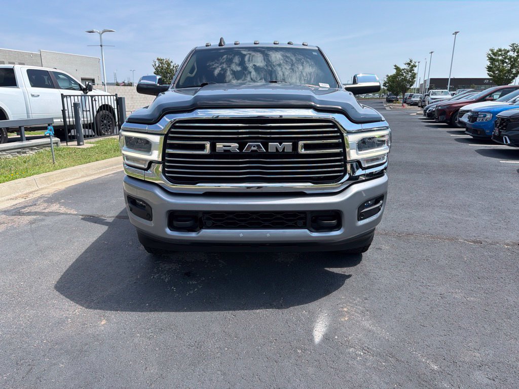 Used 2022 RAM 3500 Laramie AWD/4WD image 2