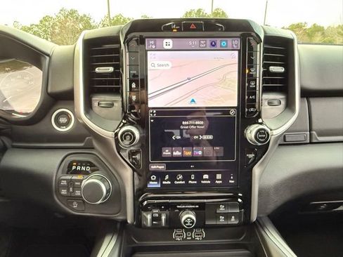 New 2026 RAM 1500 4x4 Crew Cab image 19