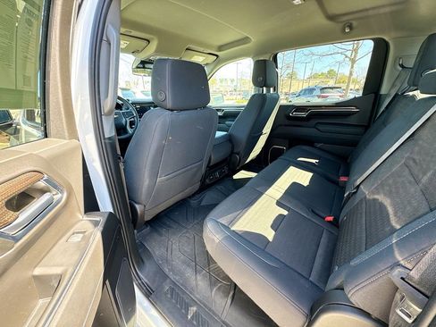 Used 2023 Chevrolet Silverado 1500 LT image 31