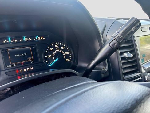 Used 2018 Ford F150 XL w/ Equipment Group 101A Mid AWD/4WD image 16