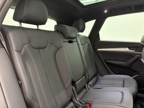 Used 2025 Audi Q5 2.0T Premium AWD/4WD image 29