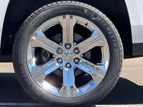 Used 2019 GMC Yukon Denali w/ Denali Ultimate Package AWD/4WD image 28