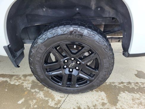 Used 2023 Chevrolet Silverado 1500 LT Trail Boss w/ LT Trail Boss Premium Package AWD/4WD image 25
