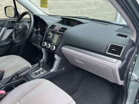 Used 2016 Subaru Forester 2.5i Premium w/ Popular Package #2 AWD/4WD image 5