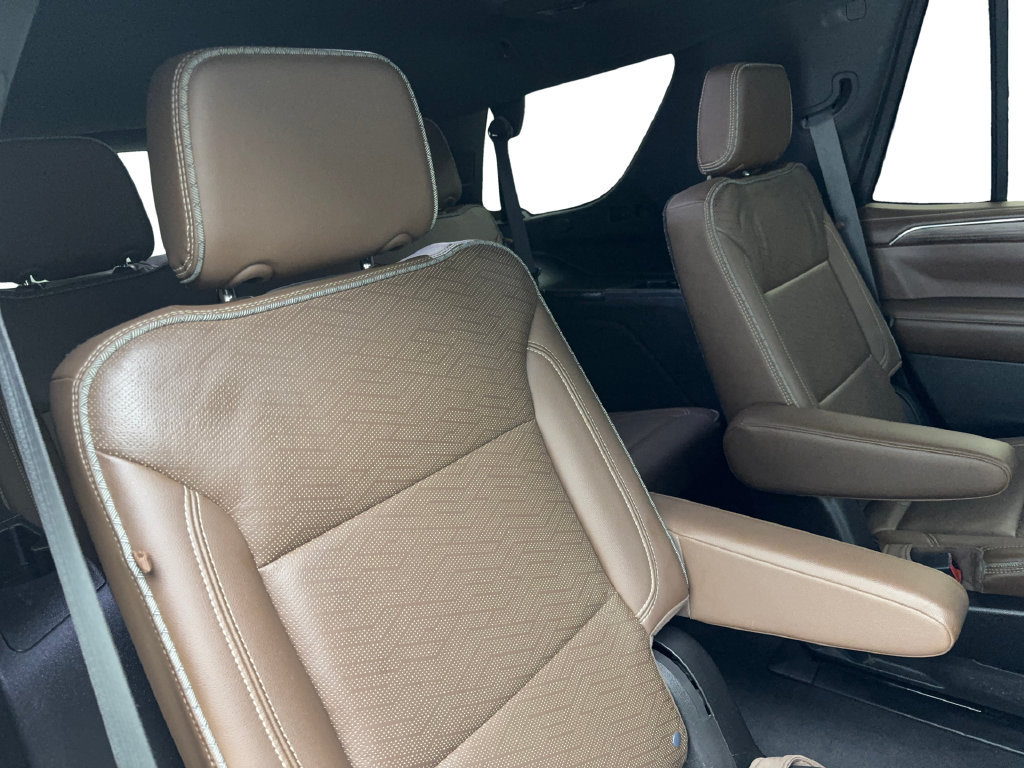 Used 2021 Chevrolet Tahoe High Country w/ Premium Package RWD image 46