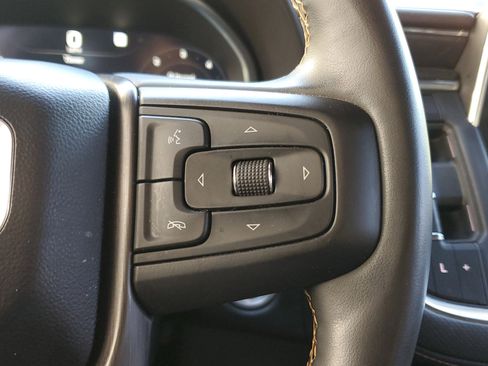 Used 2023 GMC Yukon AT4 w/ Technology Package image 25