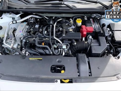 Used 2025 Nissan Sentra SV FWD image 9
