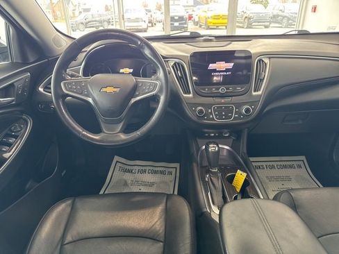 Used 2020 Chevrolet Malibu Premier image 23