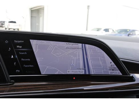 Used 2022 Cadillac Escalade ESV Luxury RWD image 24