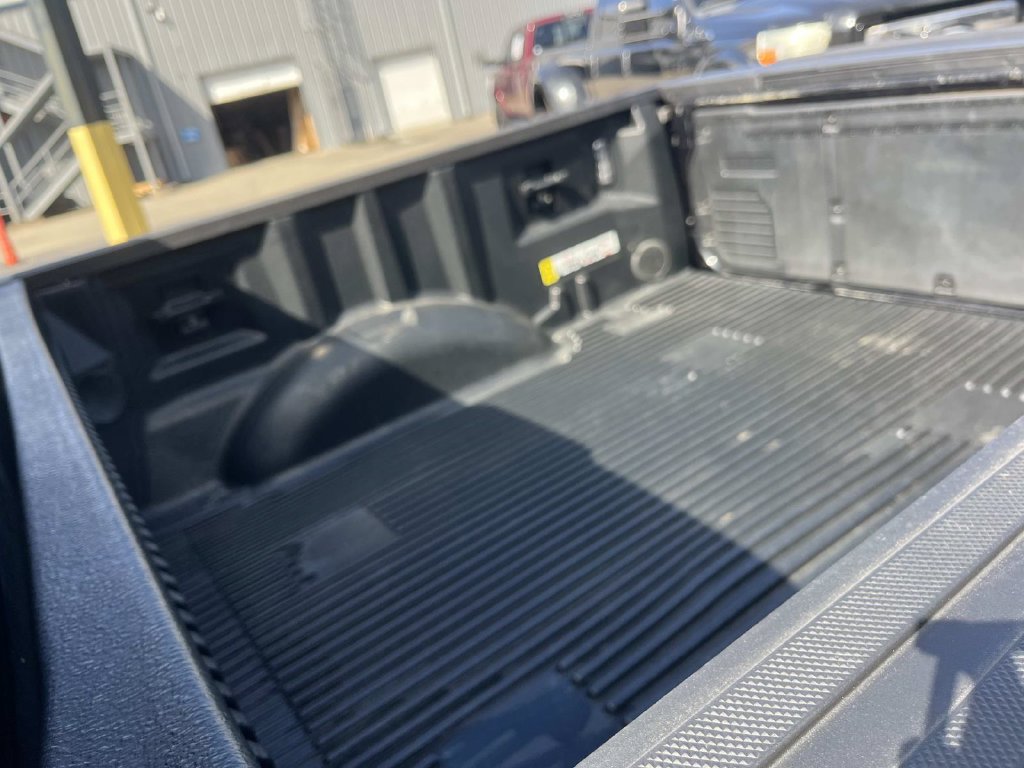 Used 2023 Ford F150 Lariat w/ Equipment Group 502A High AWD/4WD image 15