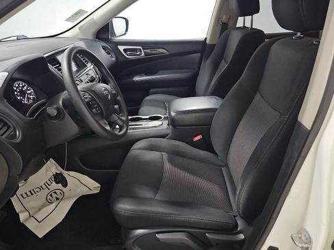 Used 2020 Nissan Pathfinder S FWD image 5