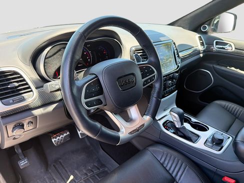 Used 2021 Jeep Grand Cherokee Trackhawk AWD/4WD image 9