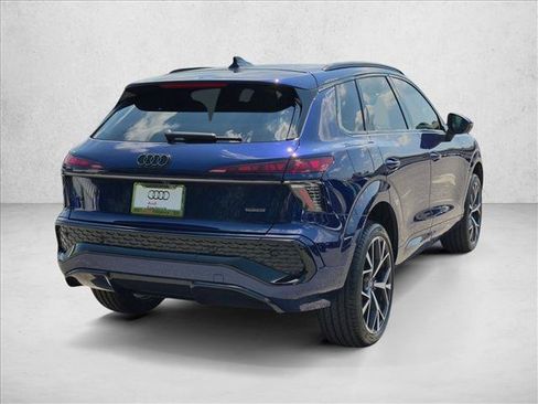 New 2026 Audi Q3 quattro 2.0T AWD/4WD image 2