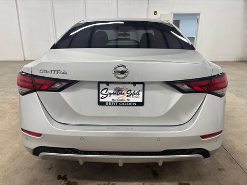 Used 2023 Nissan Sentra S FWD image 6