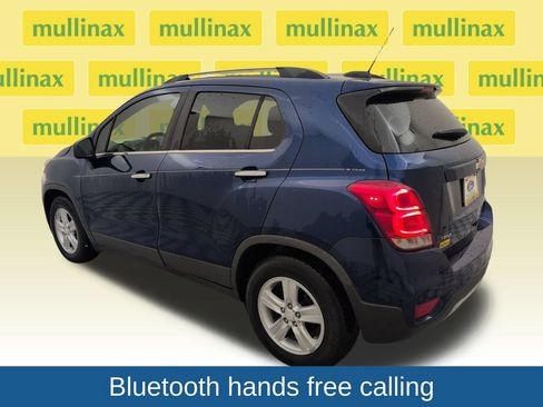 Used 2017 Chevrolet Trax LT w/ LT Convenience Package FWD image 7