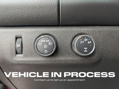 Used 2016 Chevrolet Colorado LT w/ LT Convenience Package image 26