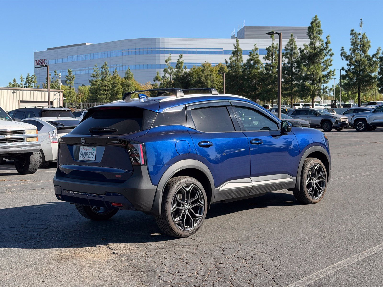 Used 2025 Nissan Kicks SR FWD image 4