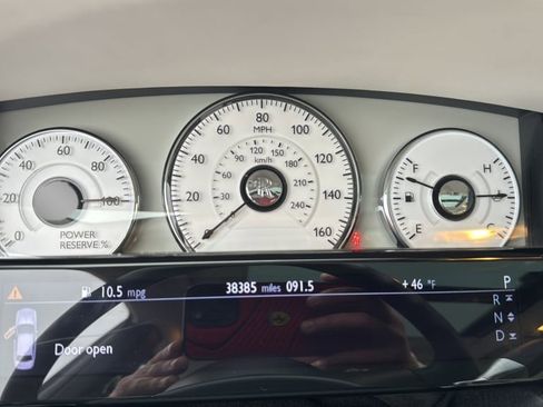 Used 2013 Rolls-Royce Ghost RWD image 35