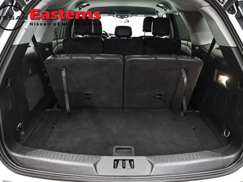 Used 2024 Ford Explorer Limited image 9