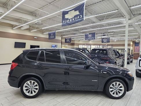 Used 2017 BMW X3 sDrive28i RWD image 5