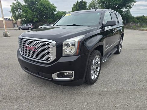 Used 2015 GMC Yukon Denali w/ Touring Package AWD/4WD image 7