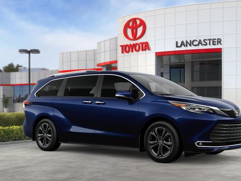 New 2026 Toyota Sienna Platinum AWD/4WD image 22