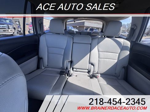 Used 2017 Honda Pilot EX-L image 24