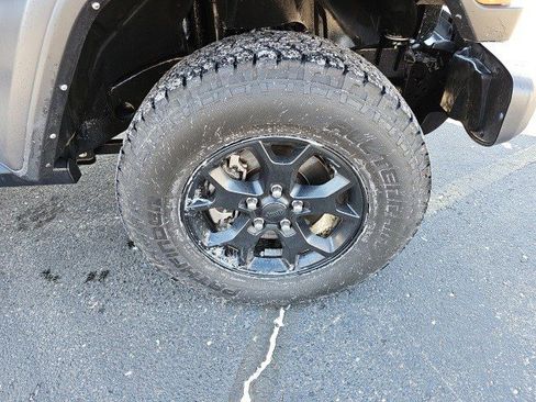 Used 2021 Jeep Wrangler Unlimited Willys image 9