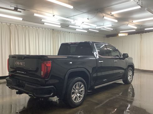 Used 2022 GMC Sierra 1500 Denali RWD image 4